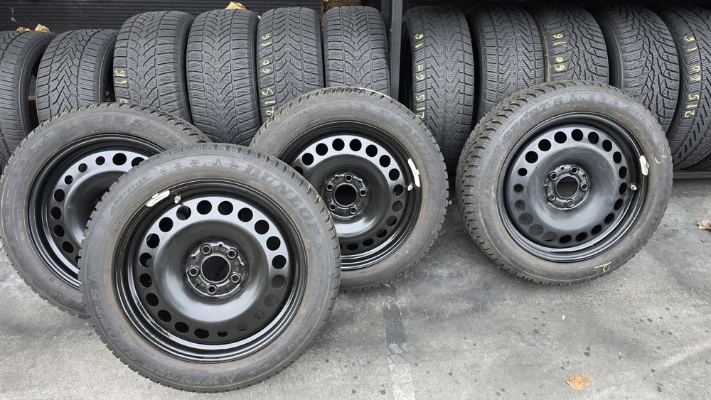4 jante Mercedes cla 17 cu anvelope iarnă Dunlop 205/55/17