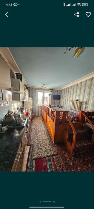 Продаётся квартира на Паркентский перед карзинка 3/9/9 82кв²