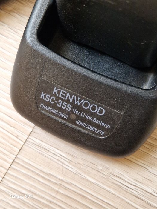 Радиостанций Kenwood