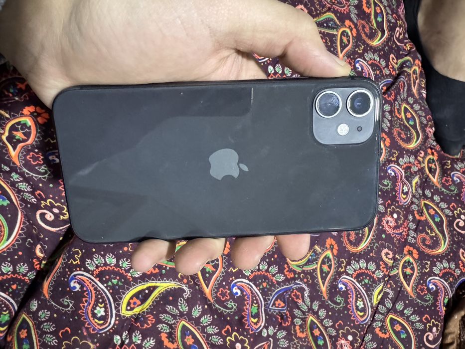 iphone 11 65gb ideal kar/dok