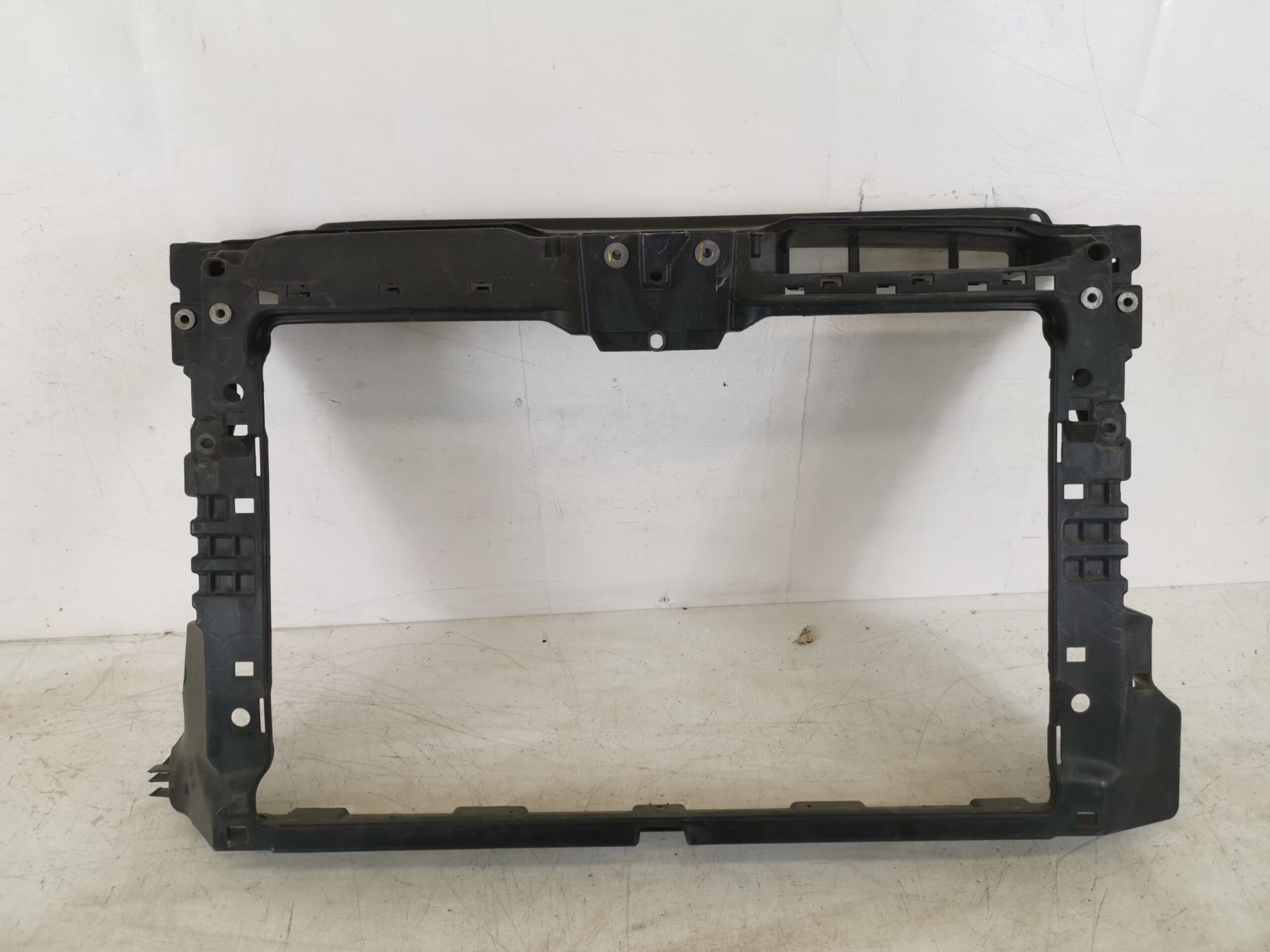 Trager Frontal 2015, 2016 Volkswagen VW  Jetta 6 2010 2011 2012 2013 2