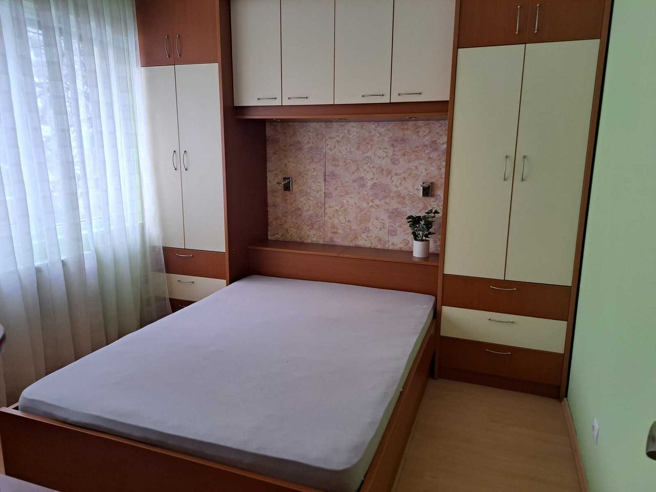 Продава се Тристаен апартамент в София, Борово - 81 кв.м за 1852 €/кв.м - Снимка #4