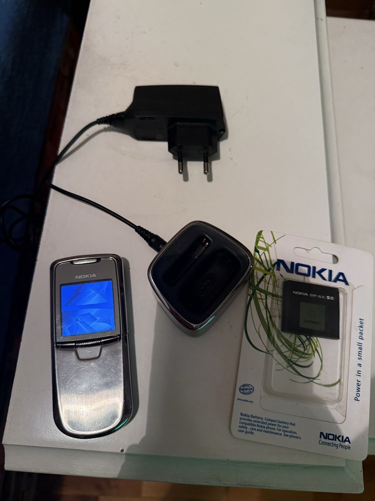 Nokia 8800 с док станция