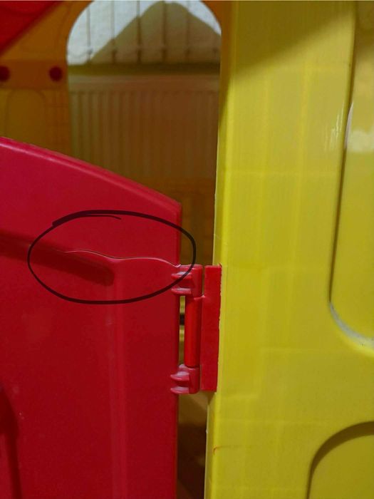 Цветна къщичка за игра