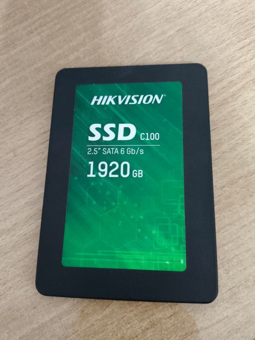 Ssd 2 TB состояние отличное