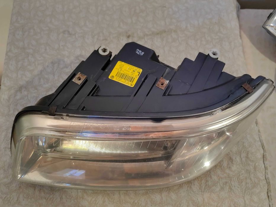 Фарове VW Transporter T5 / Фарове Транспортер Т5 Оригинални