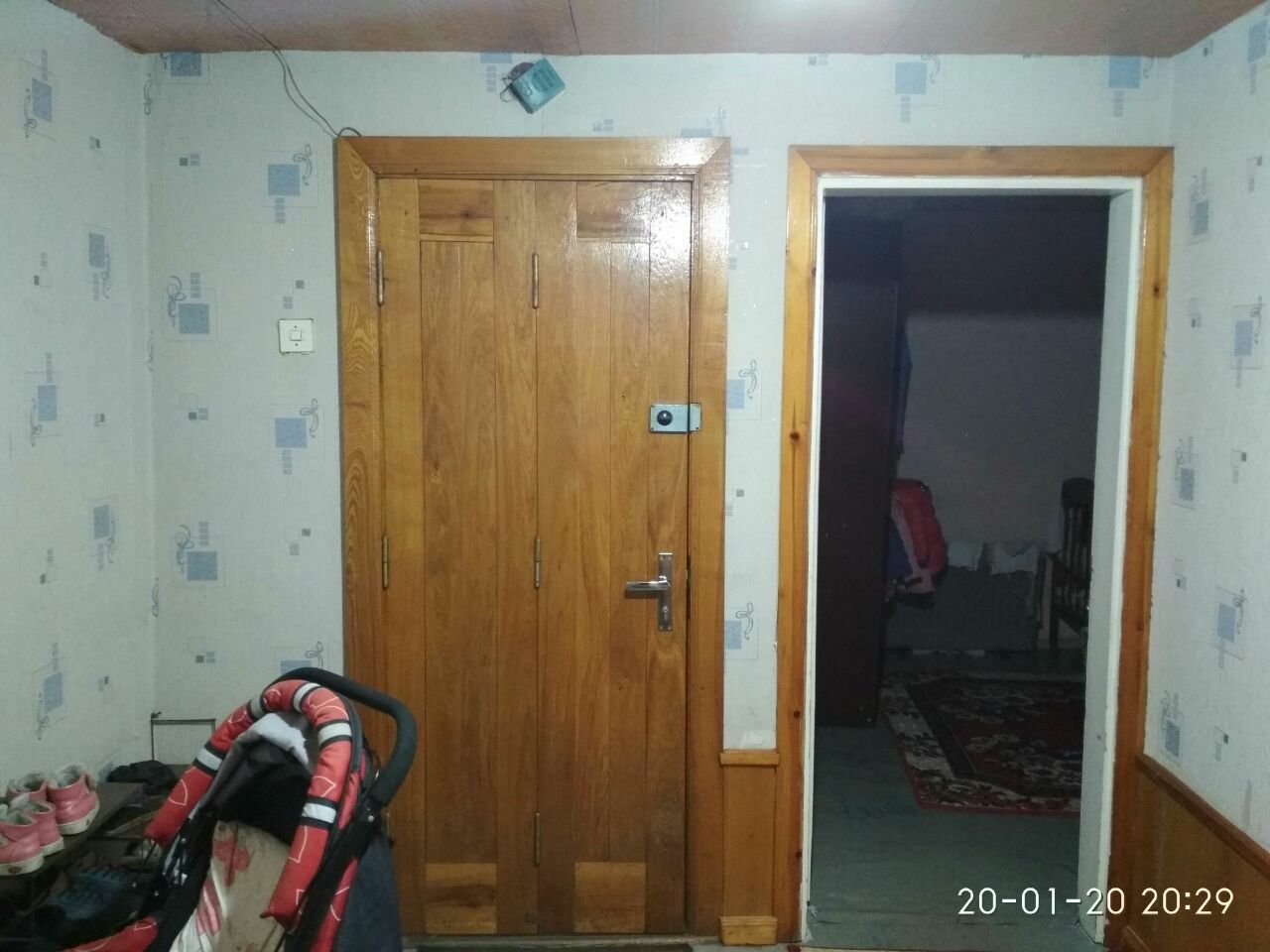 Dom 4 komnat 9 etajnaya 5 etaj ne tarsavaya