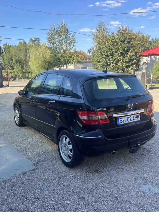De vanzare mercedes B200 d