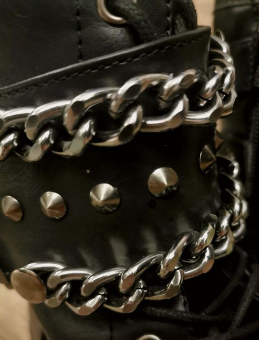 Ботуши от еко кожа 37 номер