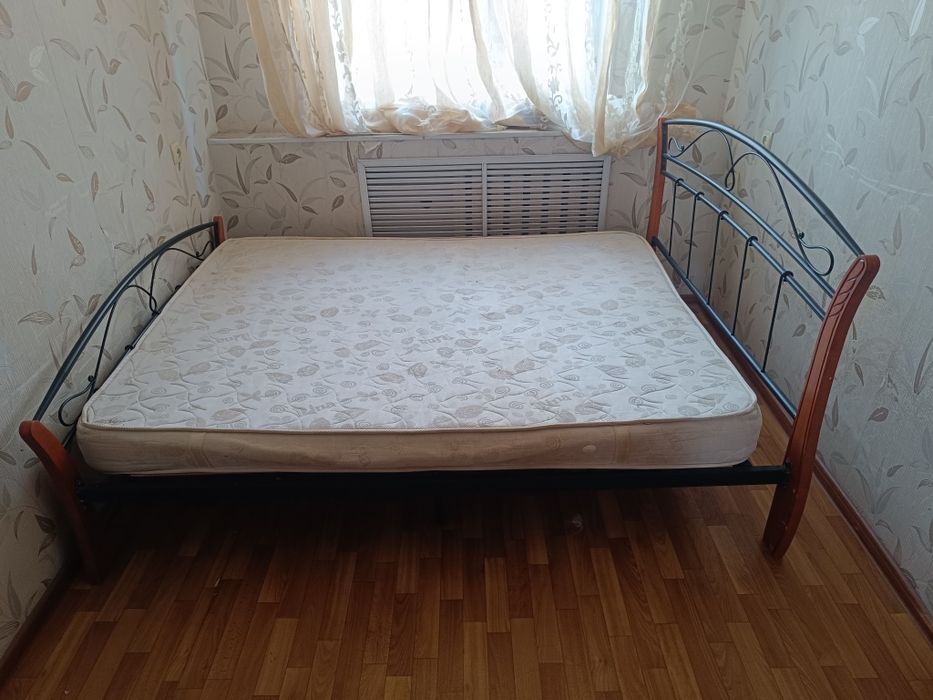 Продам кровать в отличном состоянии