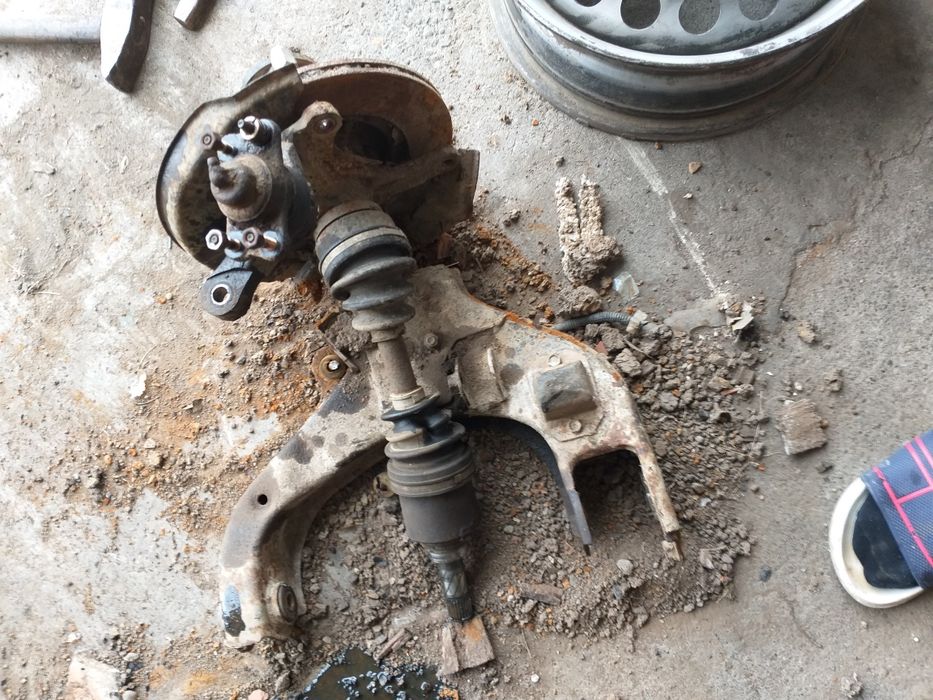 Grup față,planetare si butuci Daihatsu Feroza 1.6 benzină