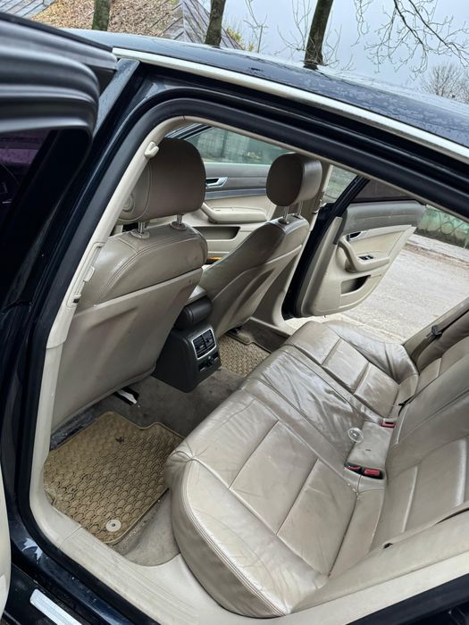 VAND URGENT!! Audi a6 facelift 2009 2.0 tdi , 140 CP