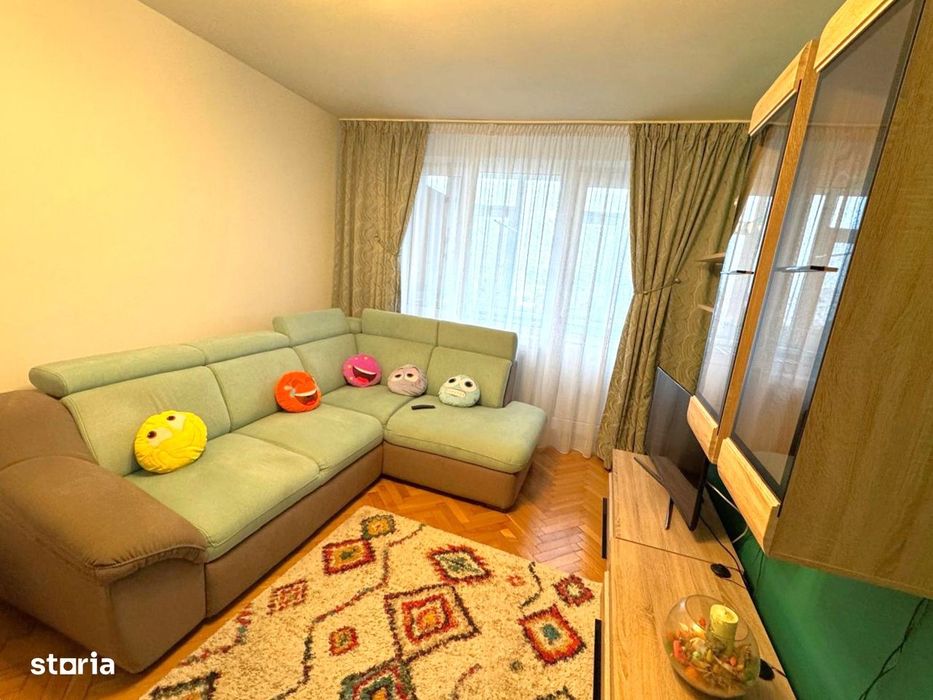 400 Euro-Inchiriere apartament 3 camere decomandate, zona Tribunal