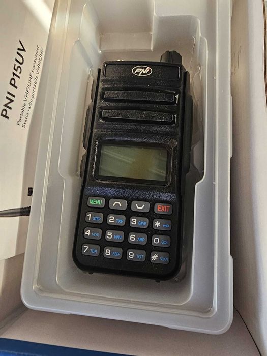 Statie PNI P15UV walkie talkie