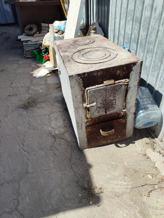 Печь для дома бу.