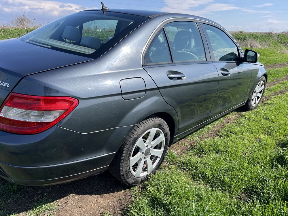 Mercedes Benz C200 Komressor газ-бензин