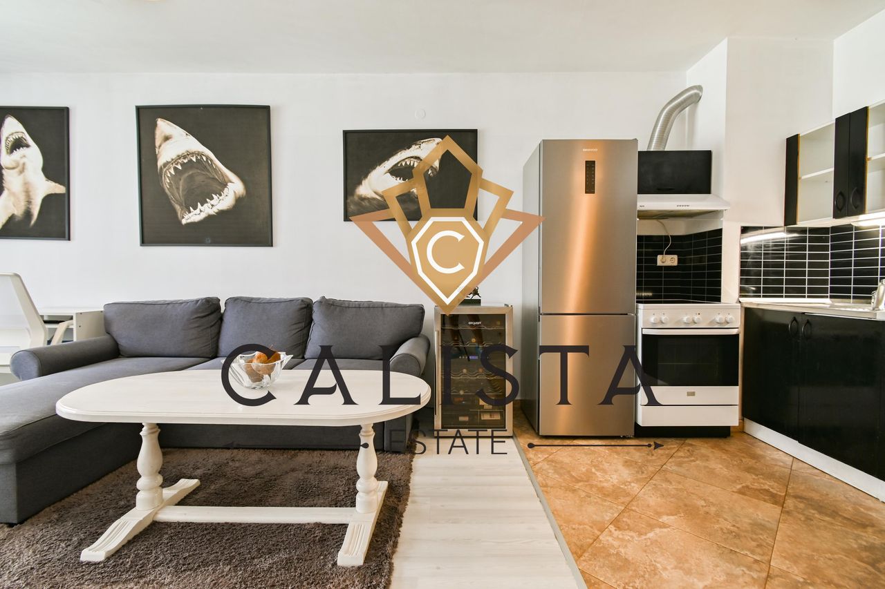 Дава се под наем Двустаен апартамент в София, Център - 72 кв.м за 800 € - Снимка #1