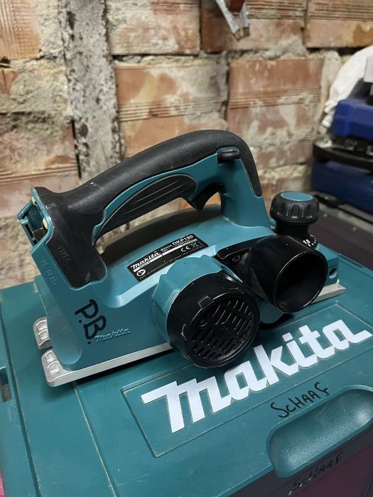 Makita DKP180 18V ренде с куфар