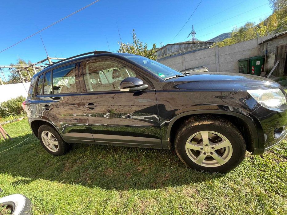 Vand Vw tiguan 2.0 tdi 4x4 2010 Euro 5 Km 211000 reali Pret 7500 E neg