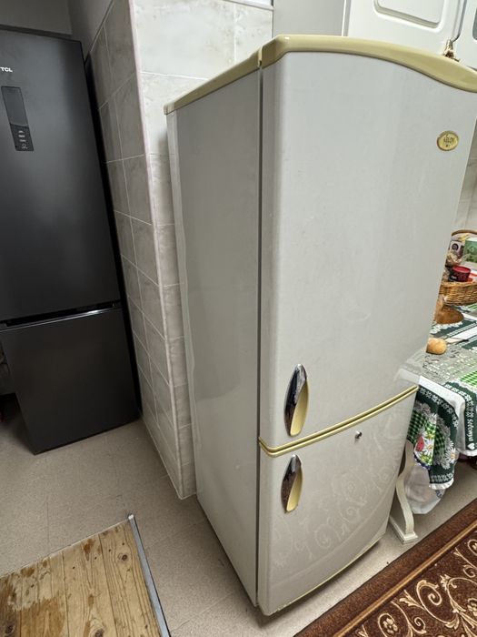 Combina frigorifica KELON