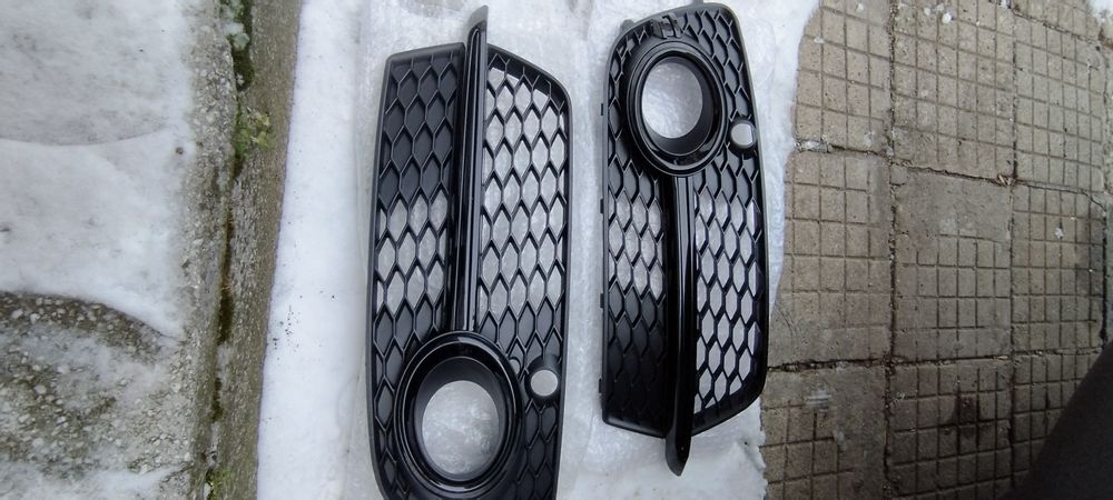 Ауди Q5 / решетки предна броня - 2 комплекта