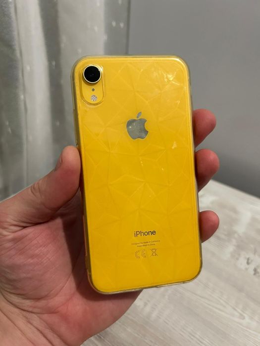 Vand sau schimb iphone XR perfect funcțional