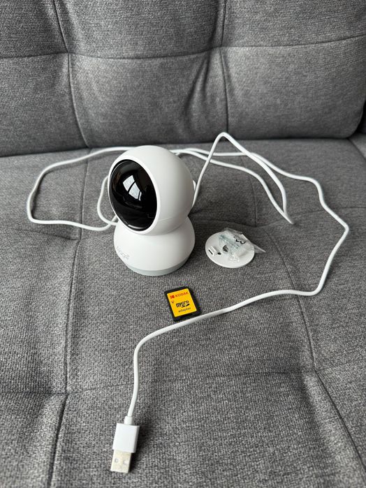 Нова 360° охранителна камера с детекция на движение 2.4G/5G WiFi