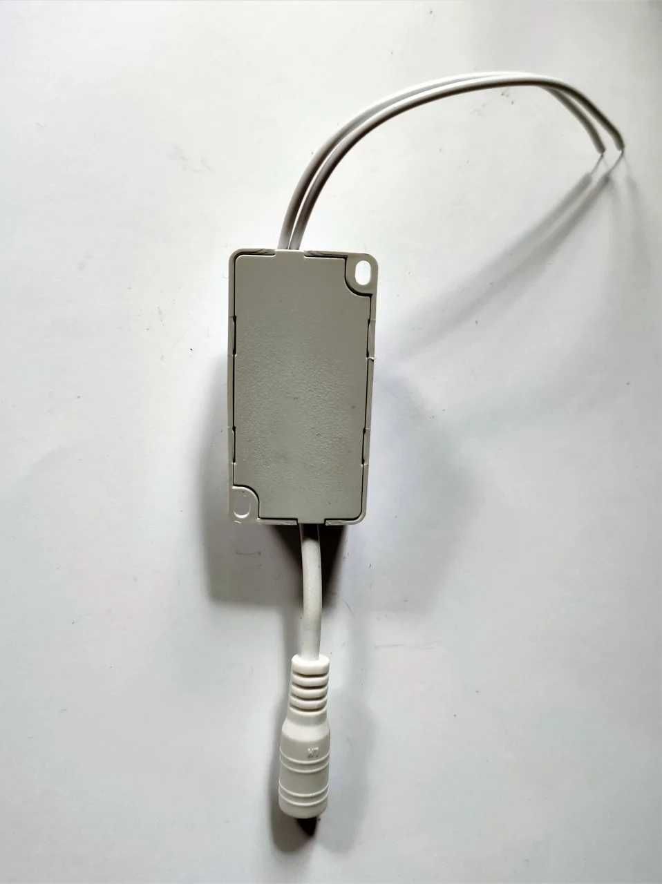 Блок питания драйвер LY (8-24W) 24V-96V для LED