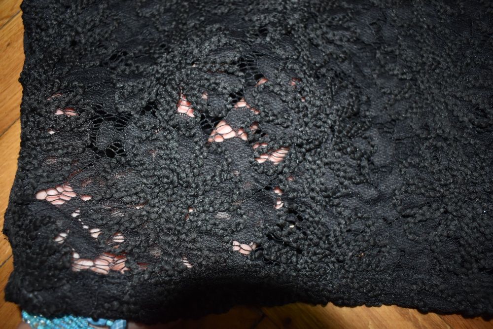 Maieu scurt din dantela Zara