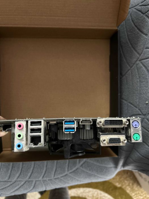 Kit Componente PC - i5 9400f, placa de baza, PSU 550W, CPU cooler