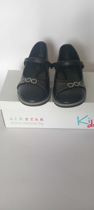 Детски официални обувки