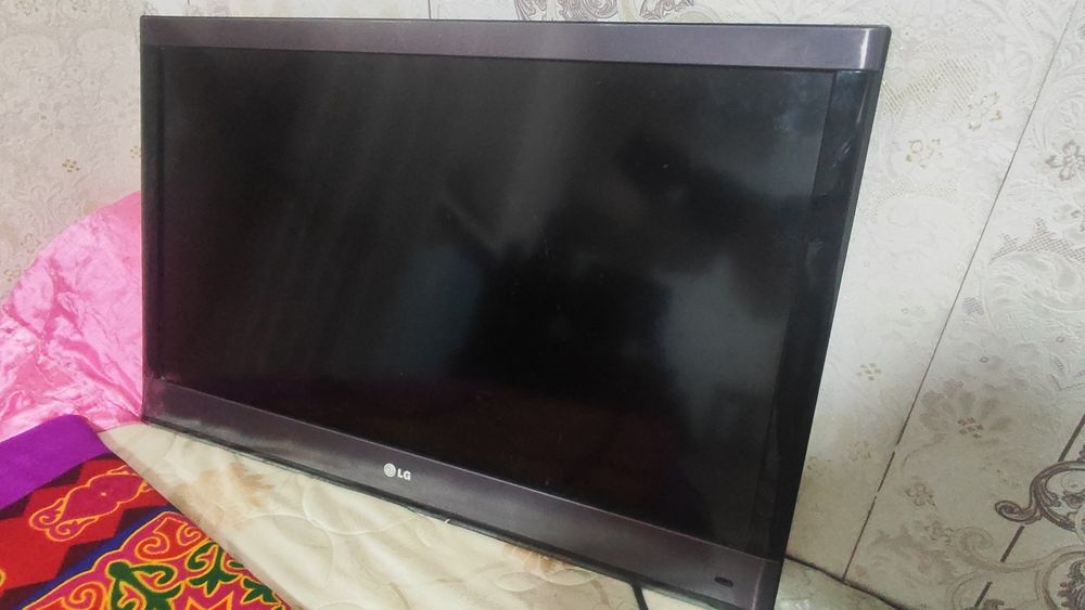 Телевизор.     LG