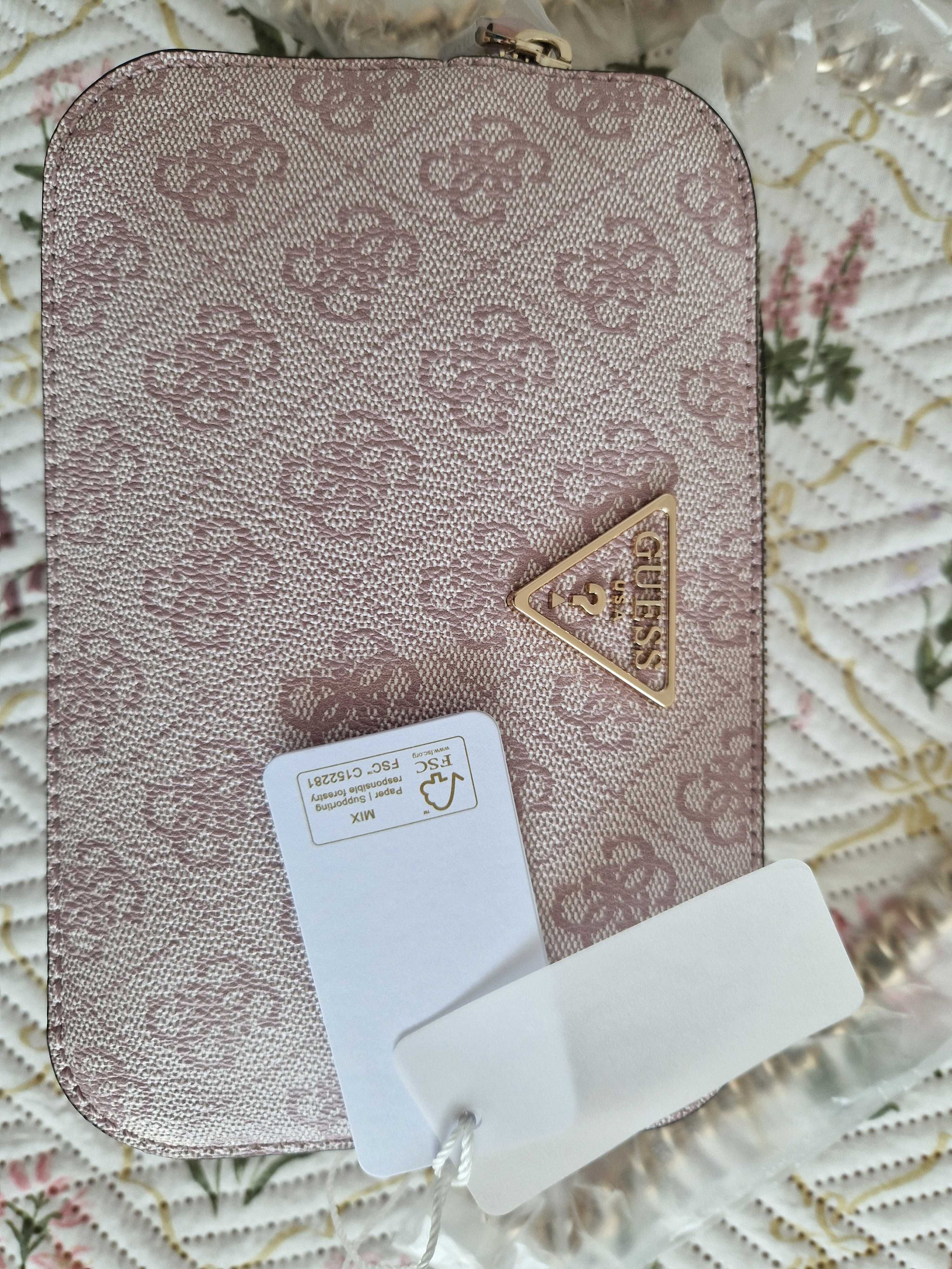Чанта Guess нова