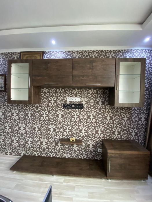 Стенка горка для гостинной.