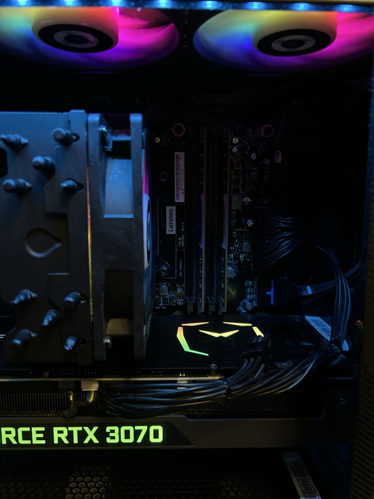 Lenovo LEGION T5 2022 RTX 3070 / Ryzen 7 5800