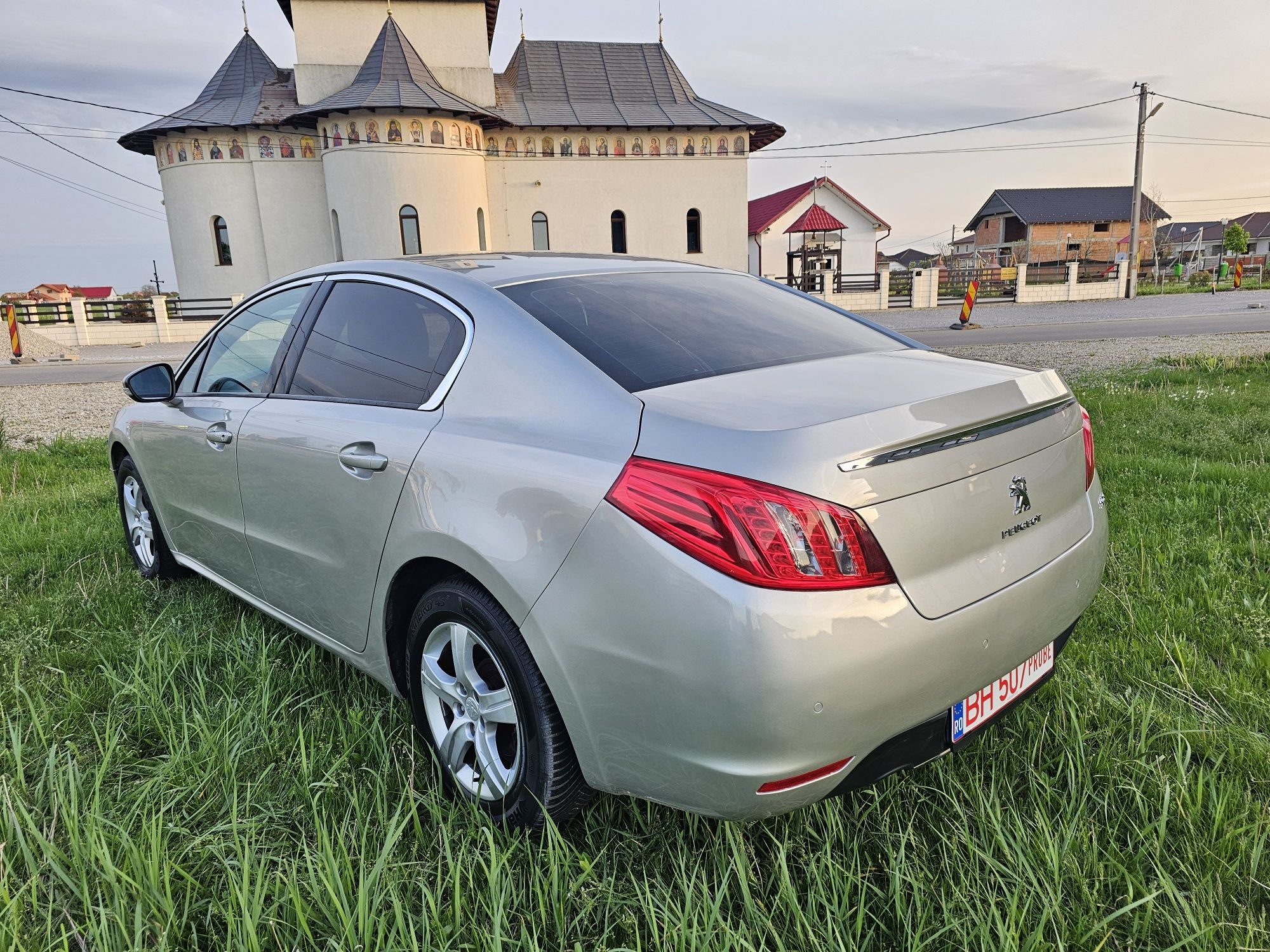 Peugeot 508 limuzina 1.6 HDI 115 CP 2011