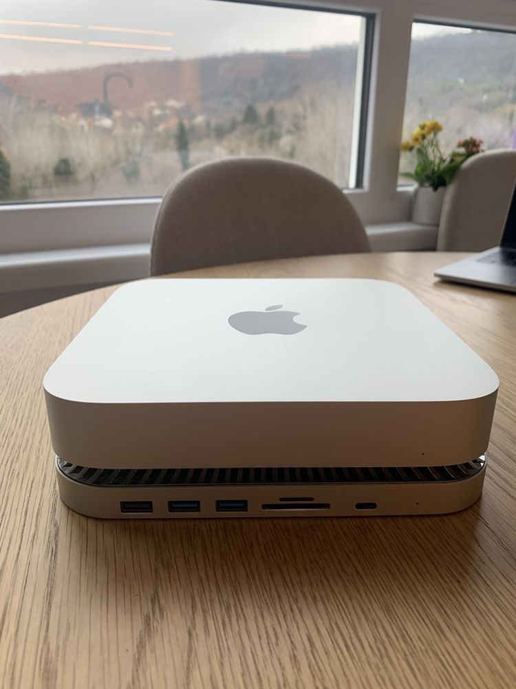 Докинг станция за Mac mini