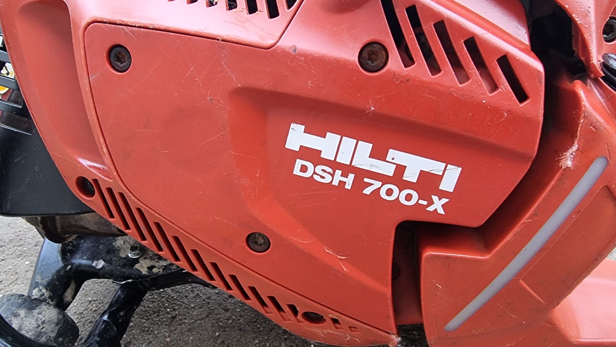 Моторен бензинов ъгошлайф HILTI за рязане на камъни.асфалт.метал и дру