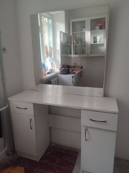 макияж ұстол тез арада сатылады