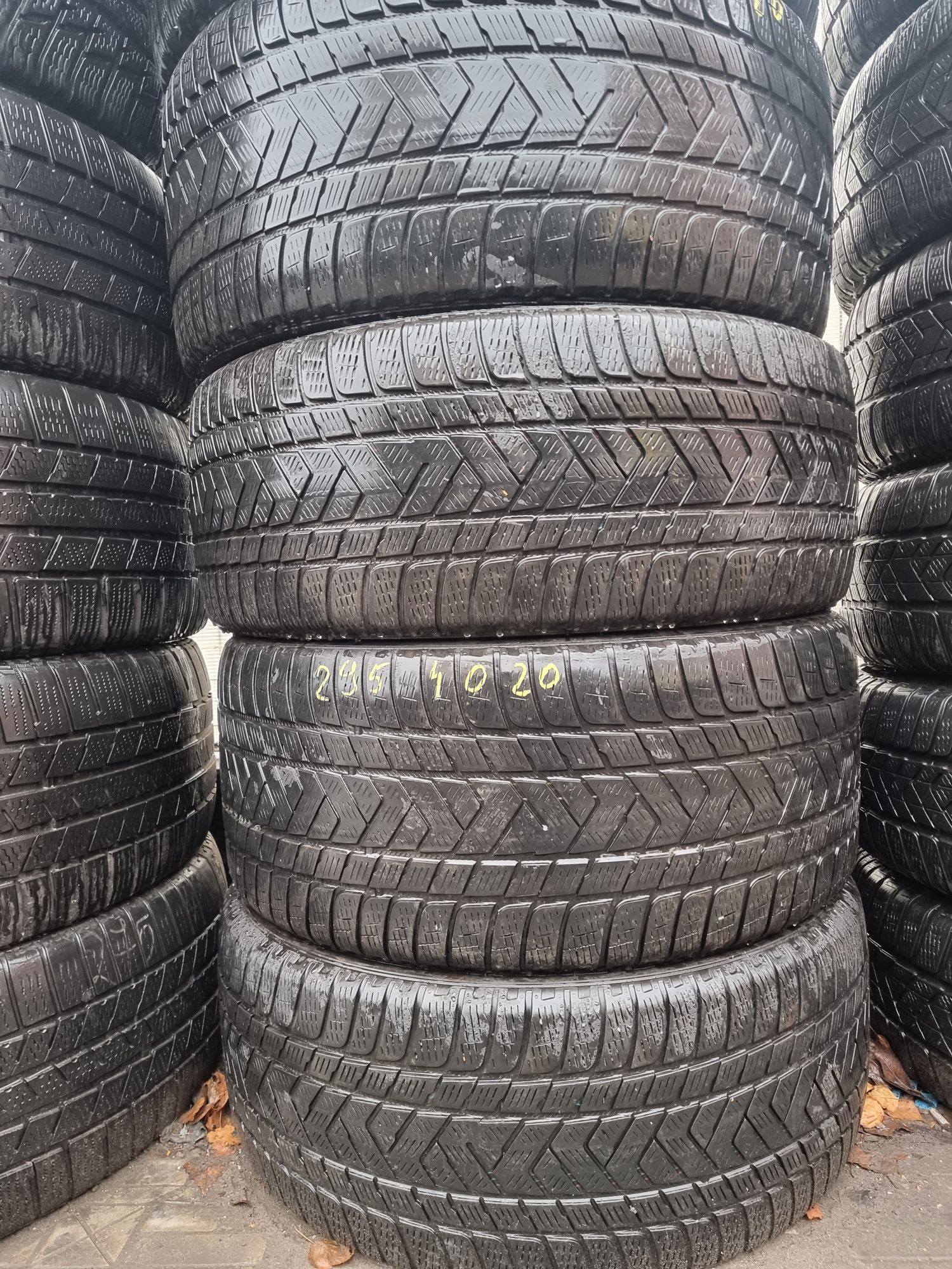 295 40 20 pirelli de iarna 6,5mm dot 2018.