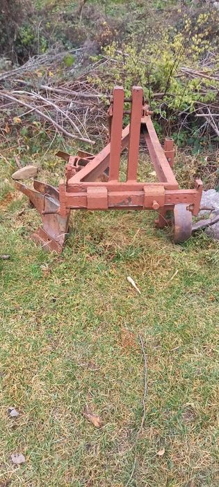 Vand plug cu 3 brazde