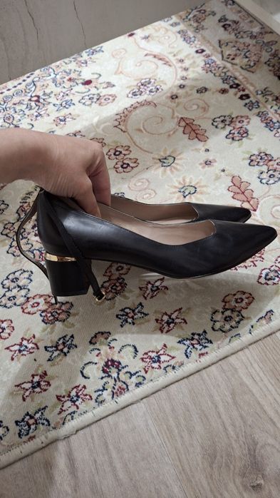 Продам туфли лодочки в идеальном состоянии 36р