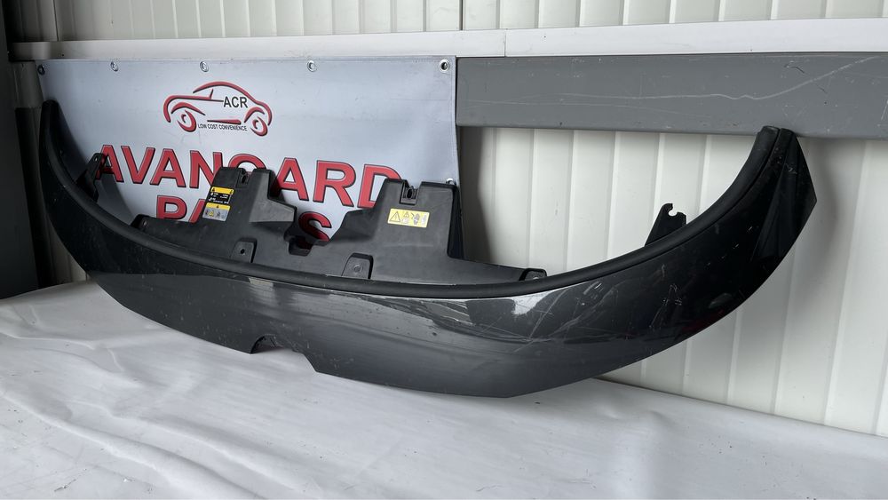 Панел над фаровете VW ID3