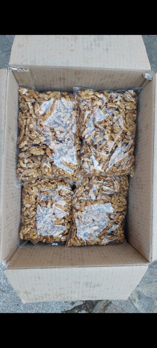 Градински орехови ядки