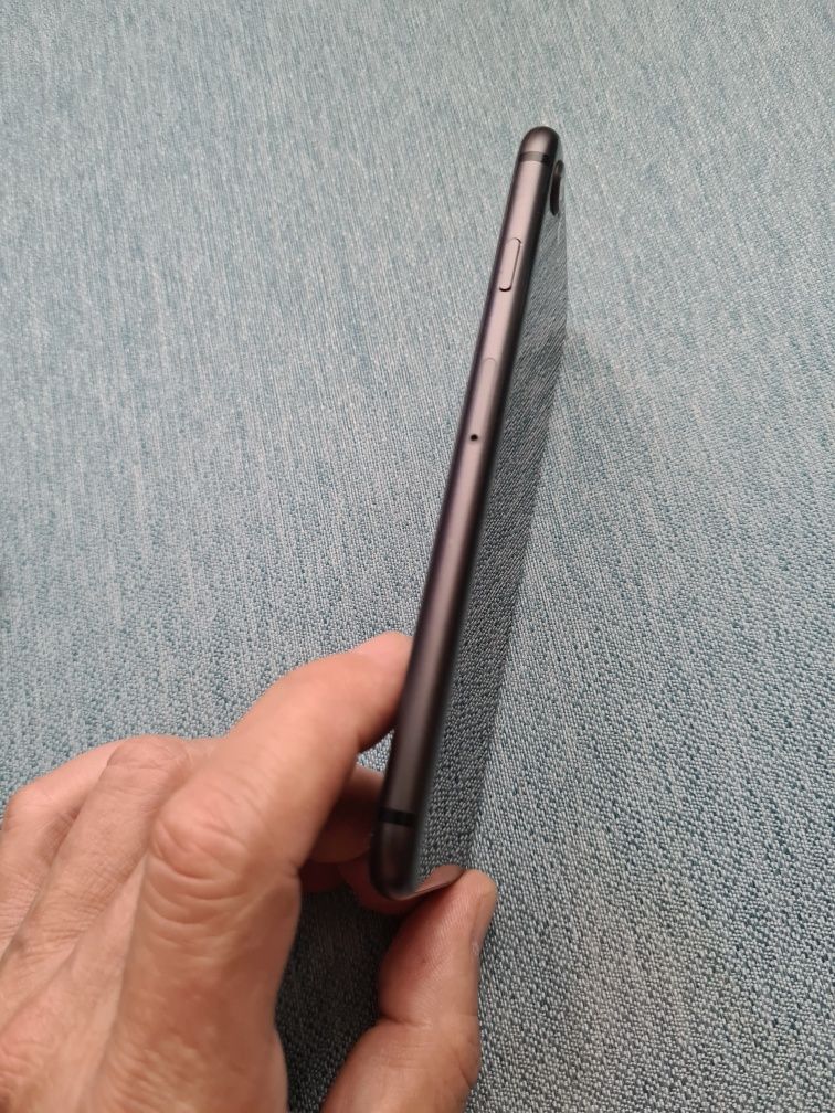 Telefon lphone 8  256 GB