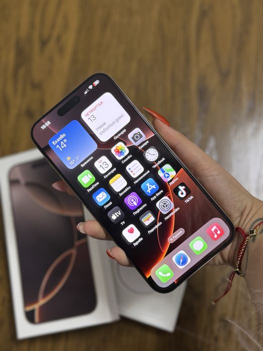 Продавам Iphone 16 Pro Max 256 GB Desert Titanium с оставаща гаранция.