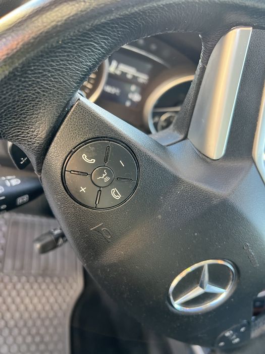 Mercedes ML 550 AMG Face 2009