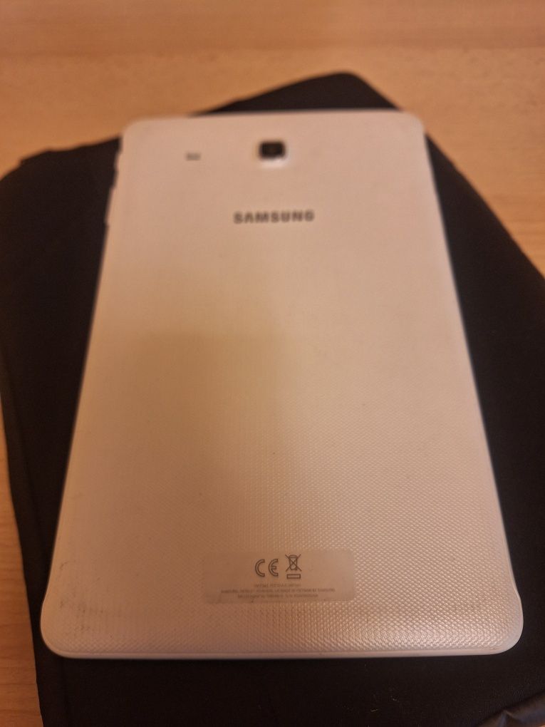 Tableta samsung cu ecran mare