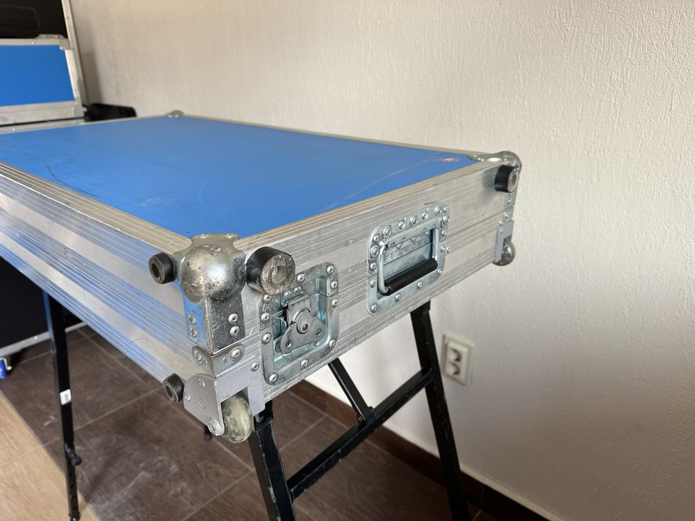 Продавам конзола Pioneer DDJ-SZ