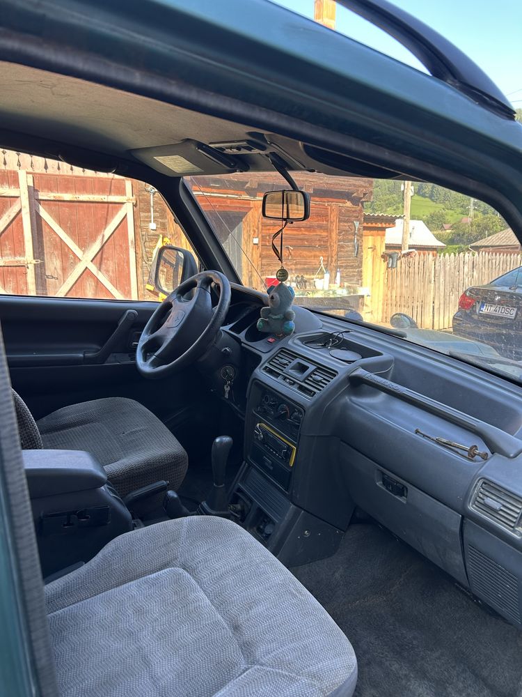 Vand Mitsubishi Pajero